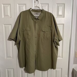 Men's Olive Green Short Sleeve Shirt